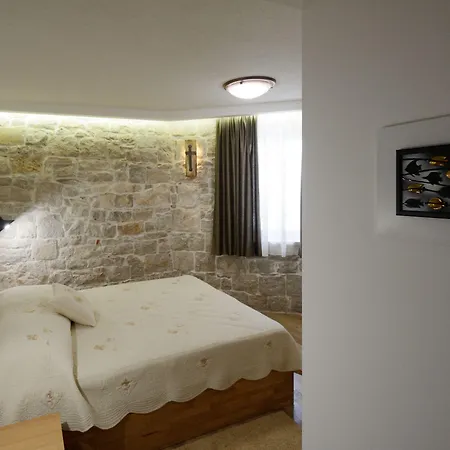And Desideria Appartement *