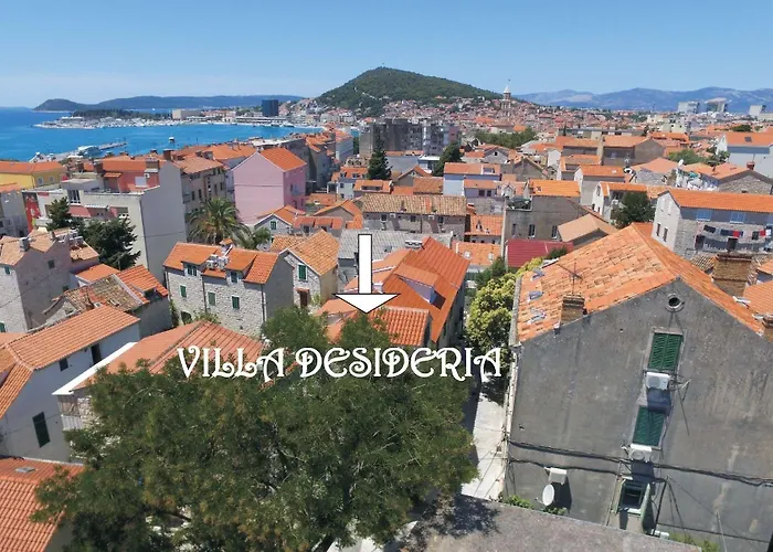 Apartment And Rooms Desideria Appartement