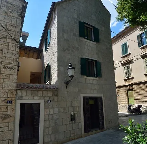 Appartement Apartment And Rooms Desideria *