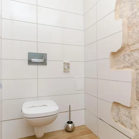 And Desideria 斯普利特