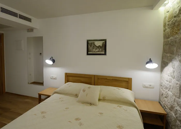 Apartman And Desideria *