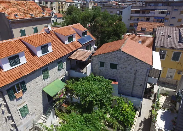And Desideria Apartman Split
