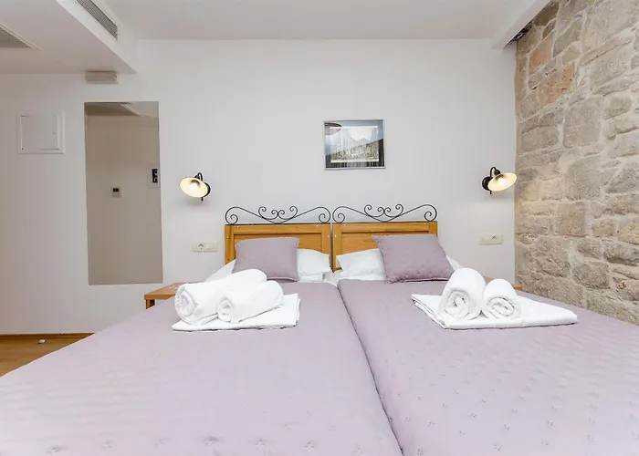 And Desideria Apartman Split
