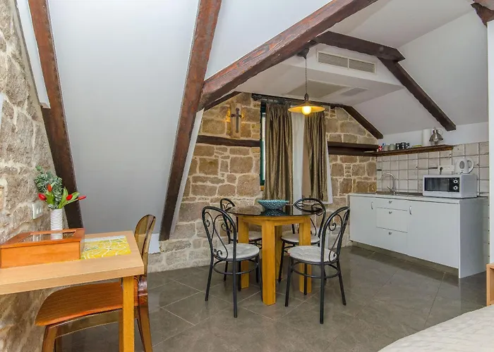 Apartman And Desideria Split